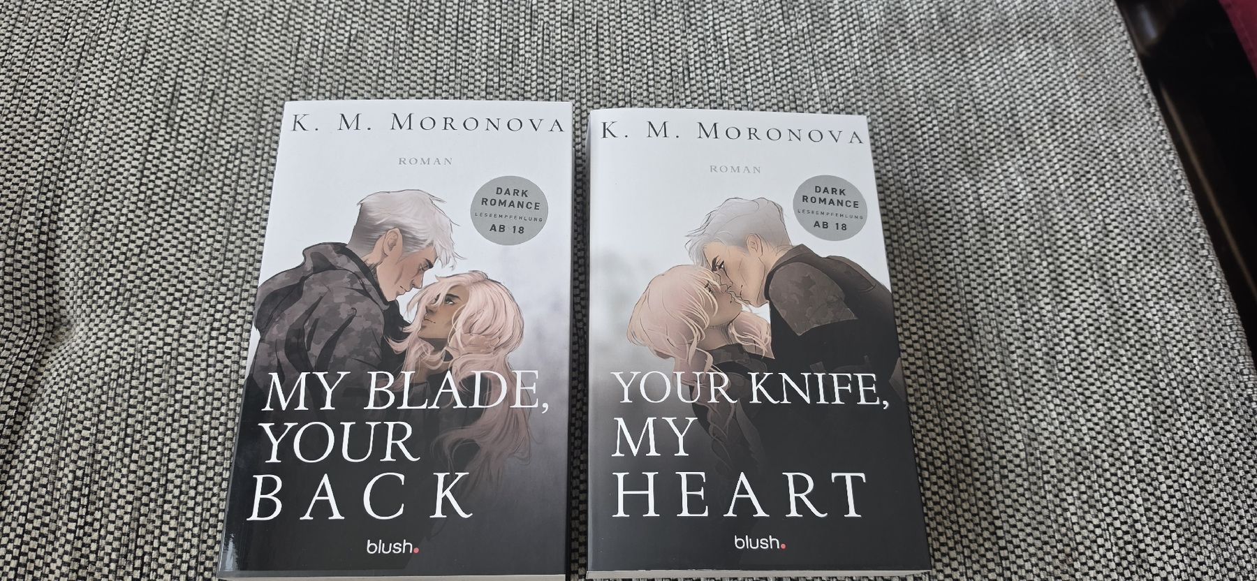 Libri: K.M. Moronova 1&2 – Nuovo (secondo la descrizione) da Neuhausen am Rheinfall venduto da Chaos_lady82