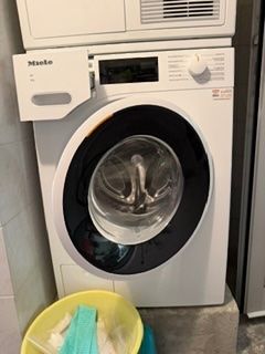 Miele Waschmaschinen: Wäscheturm MIELE – Gebraucht aus Neuenegg von Lovane 1