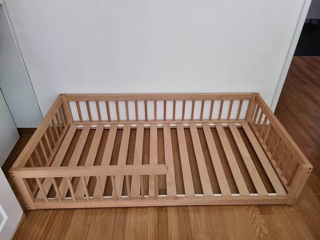 Betten: Kinderbett 140 cm x 70 cm – Gebraucht aus Bätterkinden von Stein80 1