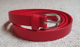 Roter Damengürtel von Tchibo, 95cm lang, neuwertig!
