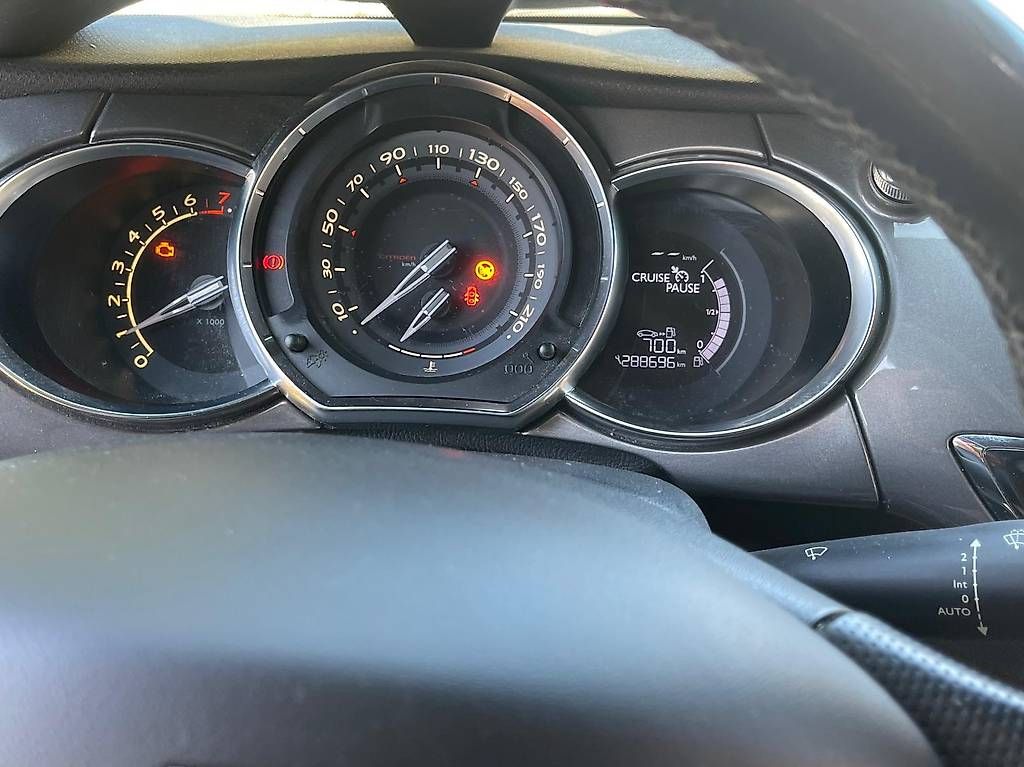 Automobili: DS3 CABRIOLET 1.6 ESSENCE  2013 – Usato da Vouvry venduto da ebo_v2f8 3