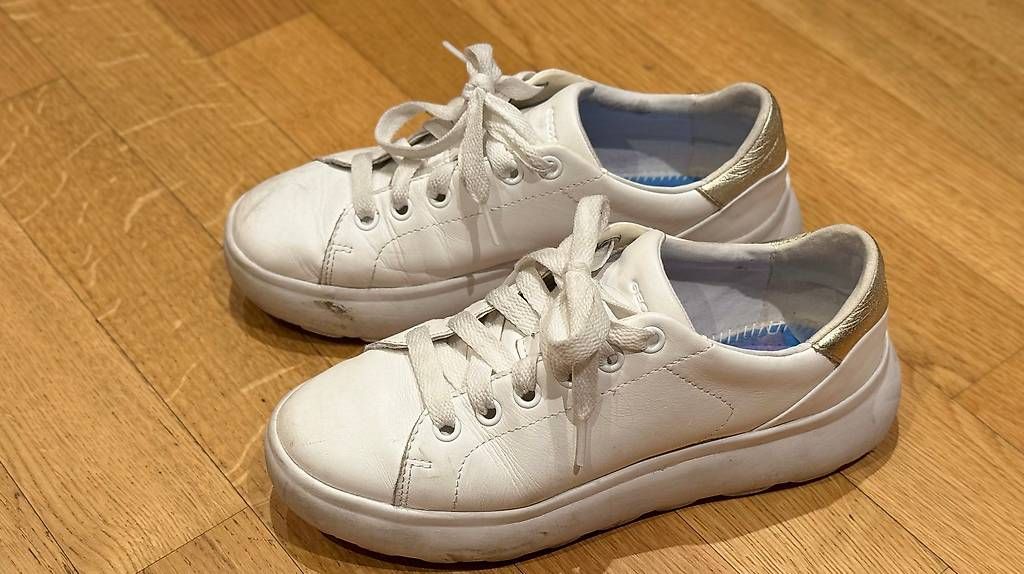 Scarpe da donna: GEOX Schuhe Grösse 39 weiss/gold – Usato da Matten b. Interl venduto da atc_p2hb