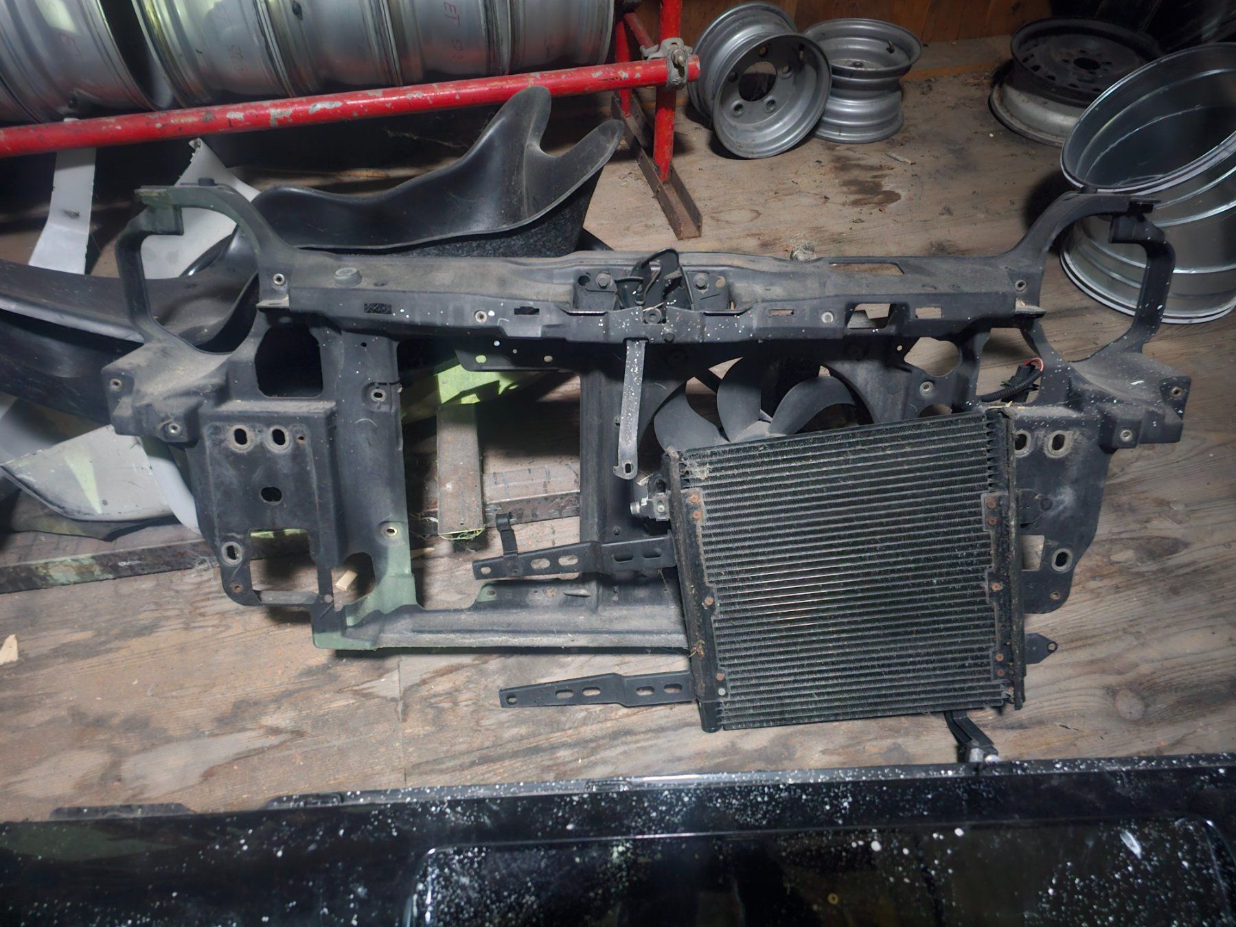 VW Tutti pezzi di ricambio auto: VW Lupo Teile – Usato da Rossrüti venduto da Sibirien3 3