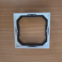Loxone Feller EDIZIOdue ein Adapterrahmen Set Weiss