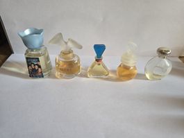 5× Parfumminiaturen Nina Ricci, "Piccole Donne" usw...