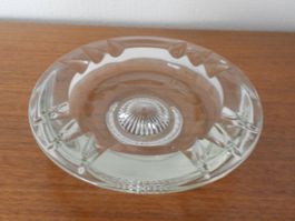 Grosser Vintage Aschenbecher aus geschliffenem Glas