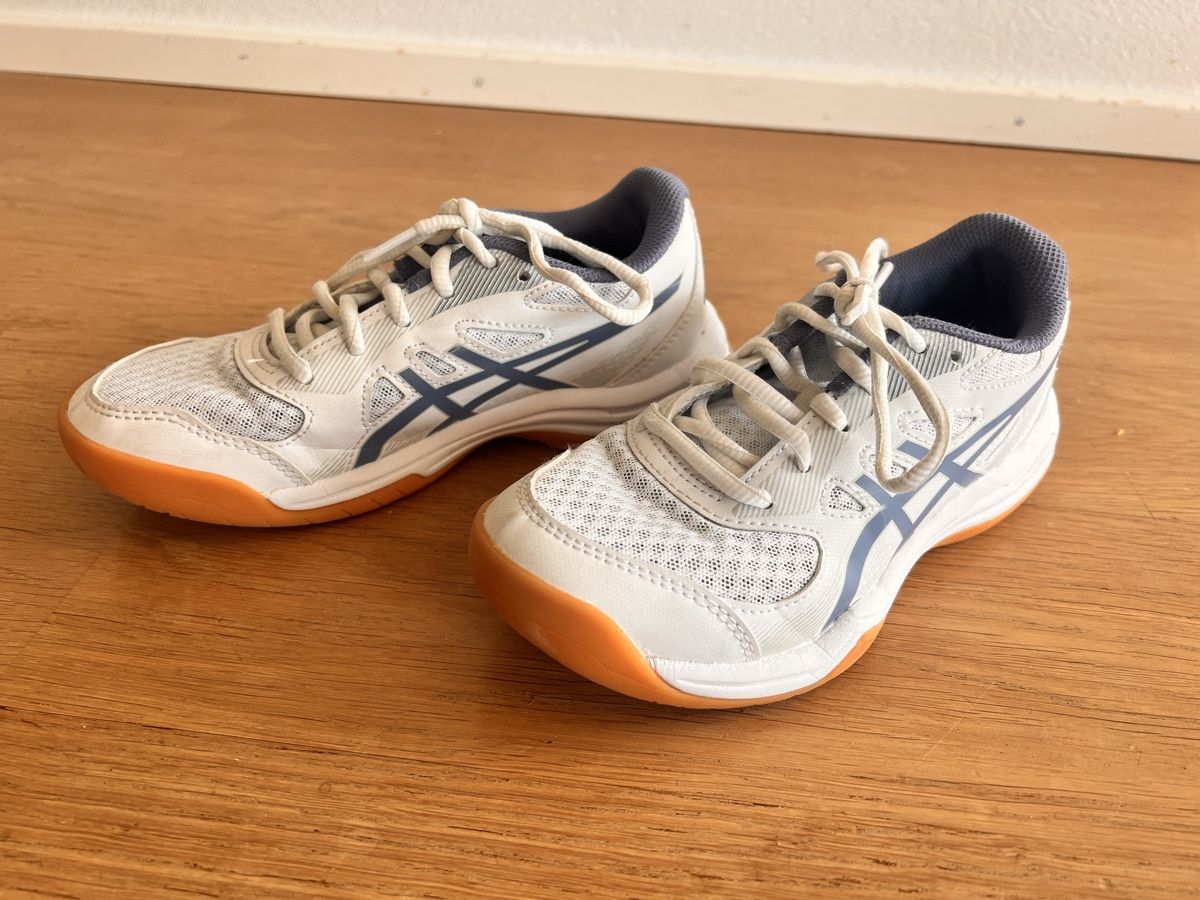 Asics Schuhe für Jungen: Asics Hallenschuhe / Gr 34.5 – Gebraucht aus Kloten von sanibunny 6