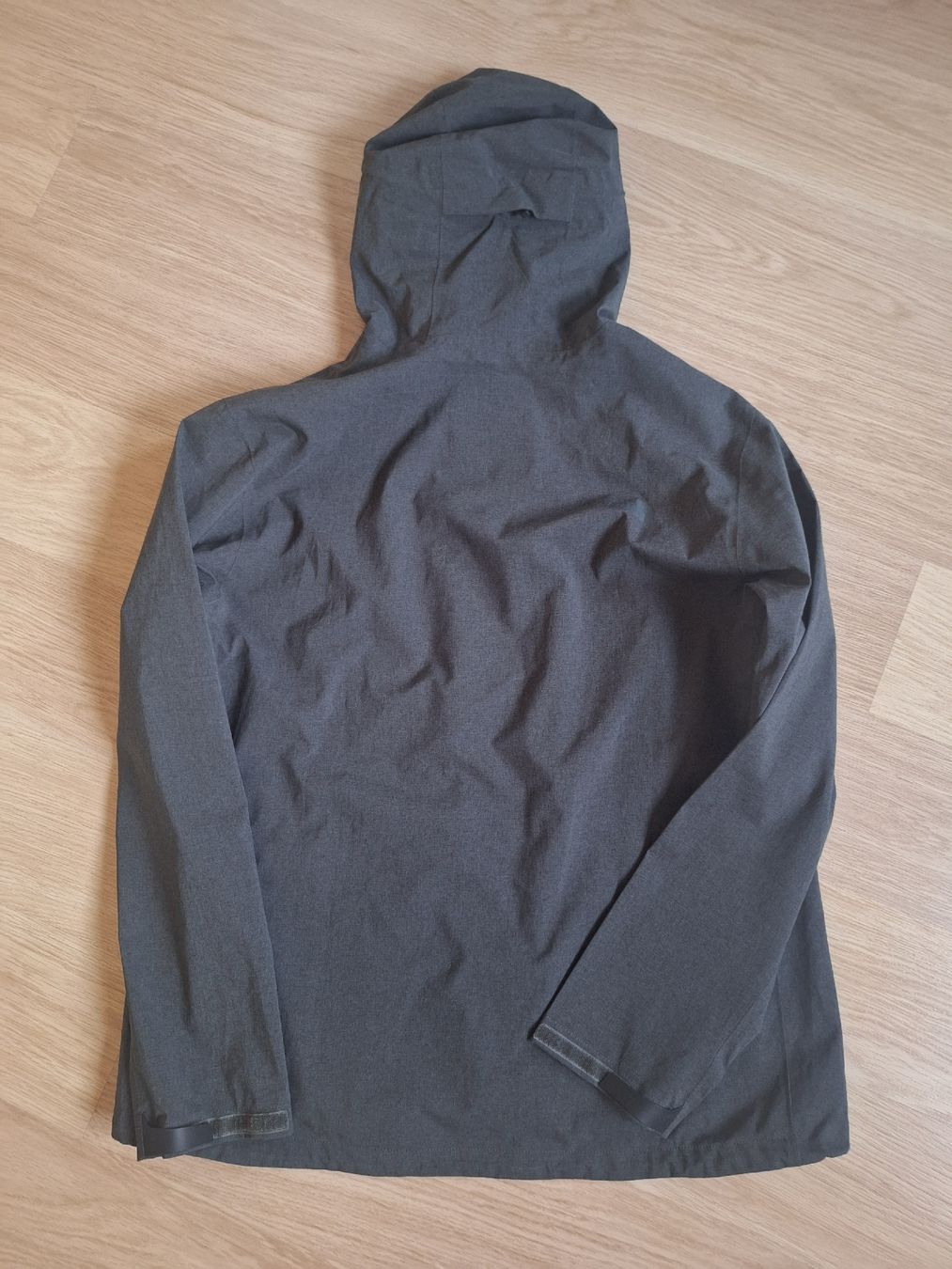 North Face Giacche: The North Face rain jacket size XL – Nuovo (secondo la descrizione) da Yens venduto da rob_nsw7 4