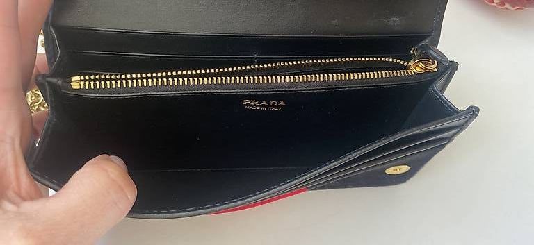 Prada Portamonete: Prada Portemonnaie - PRADA Cahier Long Wallet – Usato da Zürich venduto da vkummer 3