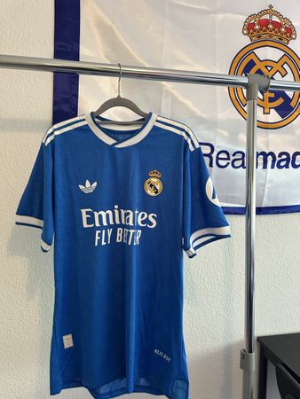 🔵 Real Madrid Auswärtstrikot | Spielerversion | Gr. L