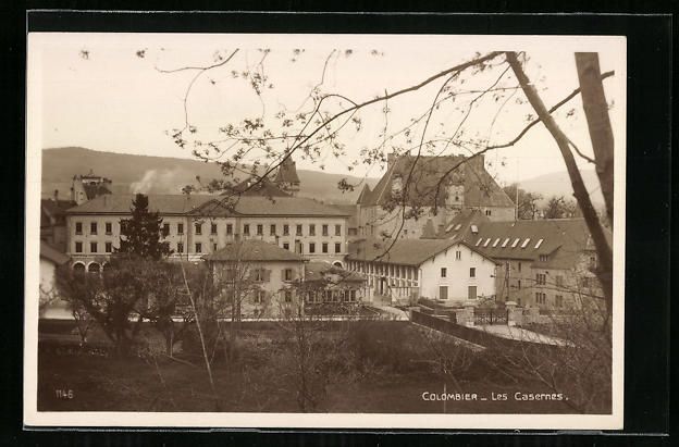 Cartoline postali: AK Colombier, Les Casernes – Usato da Berlin venduto da bartko-reher