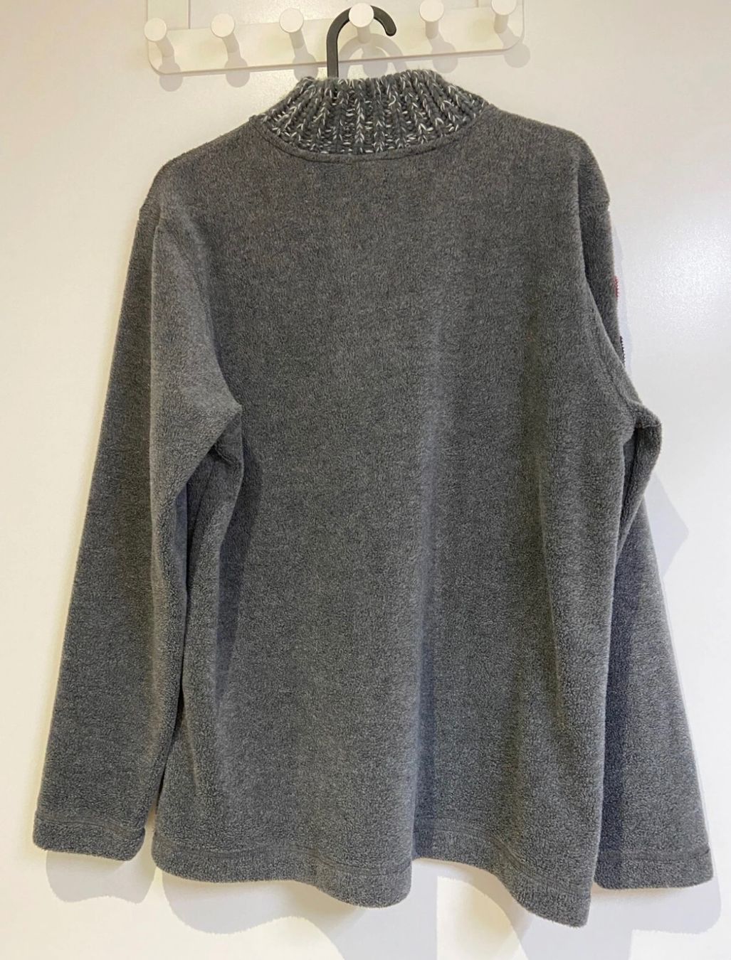 Maglioni & Felpe: Pullover Disney Winnie the Pooh taille S – Usato da Monts-de-Corsier venduto da mon_rp2m 3