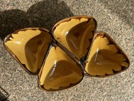 Joli plat vintage en céramique, parfait pour l’apéro
