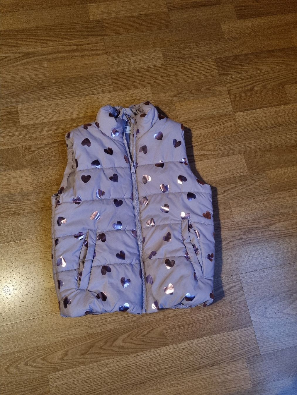 H&M Altro abbigliamento per bambina: H&M Kinderweste, Herzmuster, Gr. 134/140 – Usato da Reichenbach i. K. venduto da Fanki83