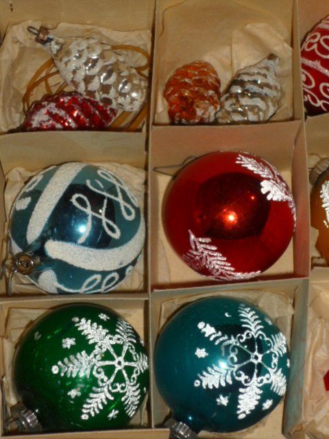 Tutte le decorazioni: WEIHNACHTSKUGELN 14 STK.   ALT – Usato da St.Gallen venduto da Anso 1