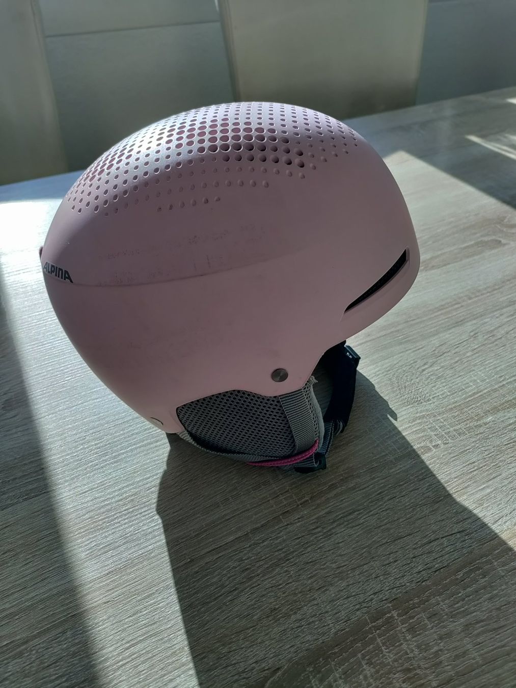 Alpina Caschi: Ski-Helm Alpina, Pink/Rosa – Usato da Wagen venduto da hunt3r