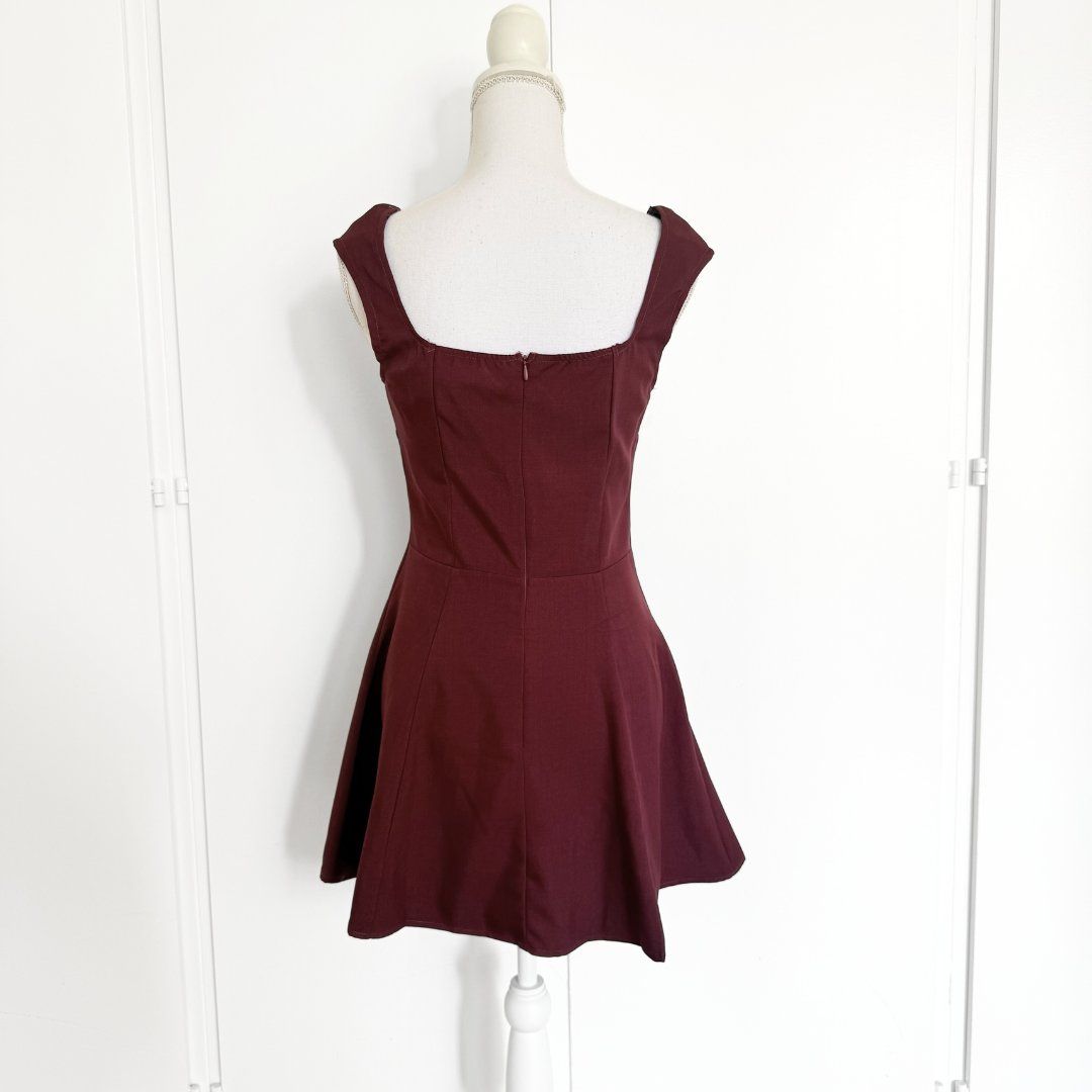 Shein Kleider: SHEIN Robe Rouge Bordeaux - Taille S - NEUF – Neu (gemäss Beschreibung) aus Vevey von secondlifevevey 1