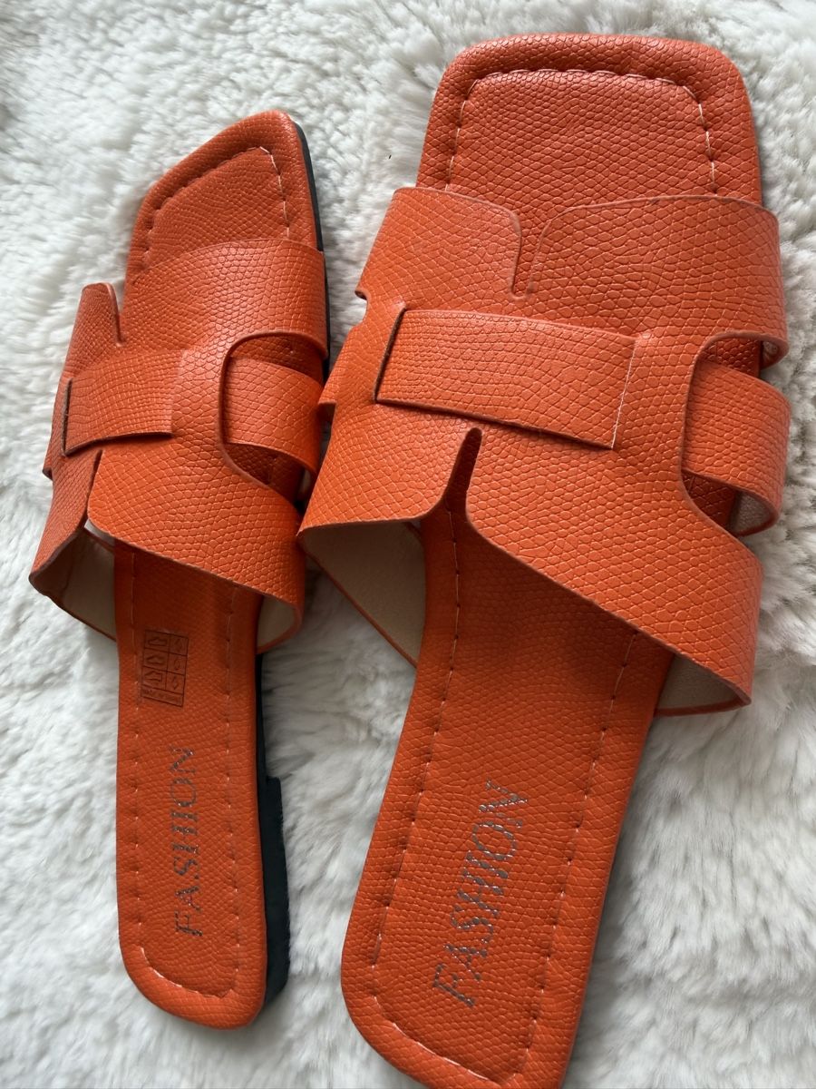 Chaussures femmes: Pantoletten flach orange – Neuf (Voir description) à Villmergen par mel_5ywd 1