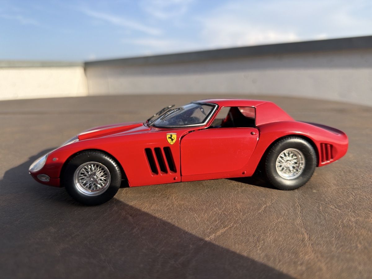 Jouef Modellini d'auto: Ferrari 250 GTO 64 - 1/18 - Jouef Evolution – Usato da Wolfwil venduto da Rolex1 1