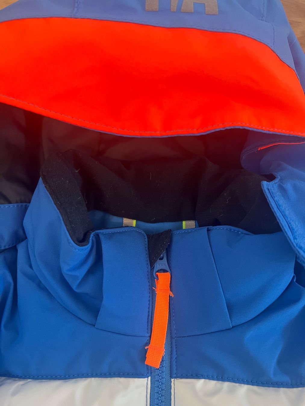 Helly Hansen Vestes & Manteaux: Helly Hansen ski jacket 92cm, perfect condition – D'occasion à Arzier Le Muids par oma_w5bq 3