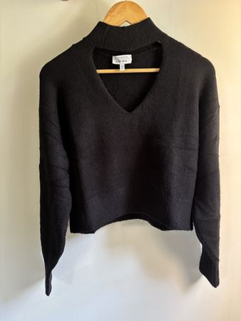 Female & other stories sweater XS