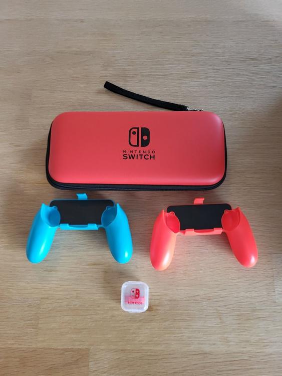 Nintendo switch + accessori e modificata