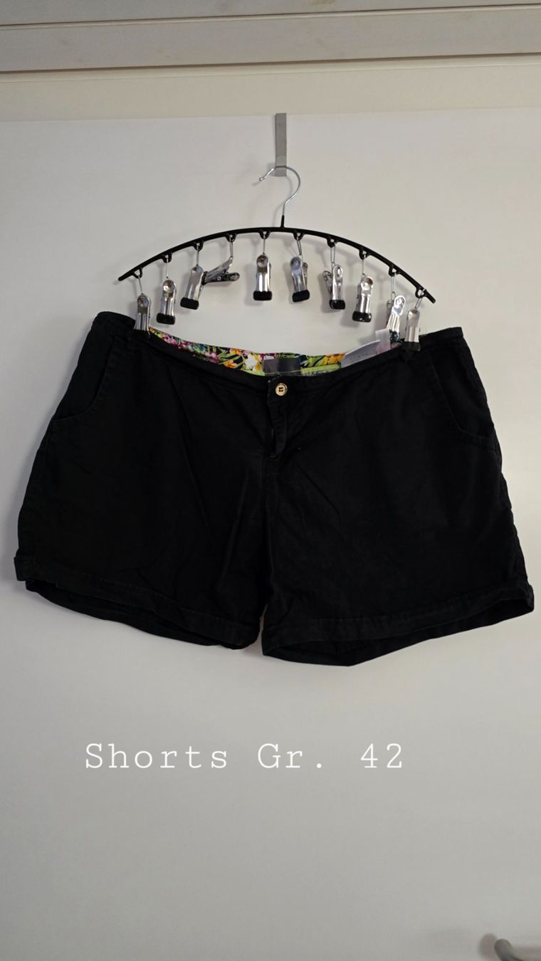 Hosen: Shorts Stoff – Gebraucht aus Sumiswald von van_tfv5