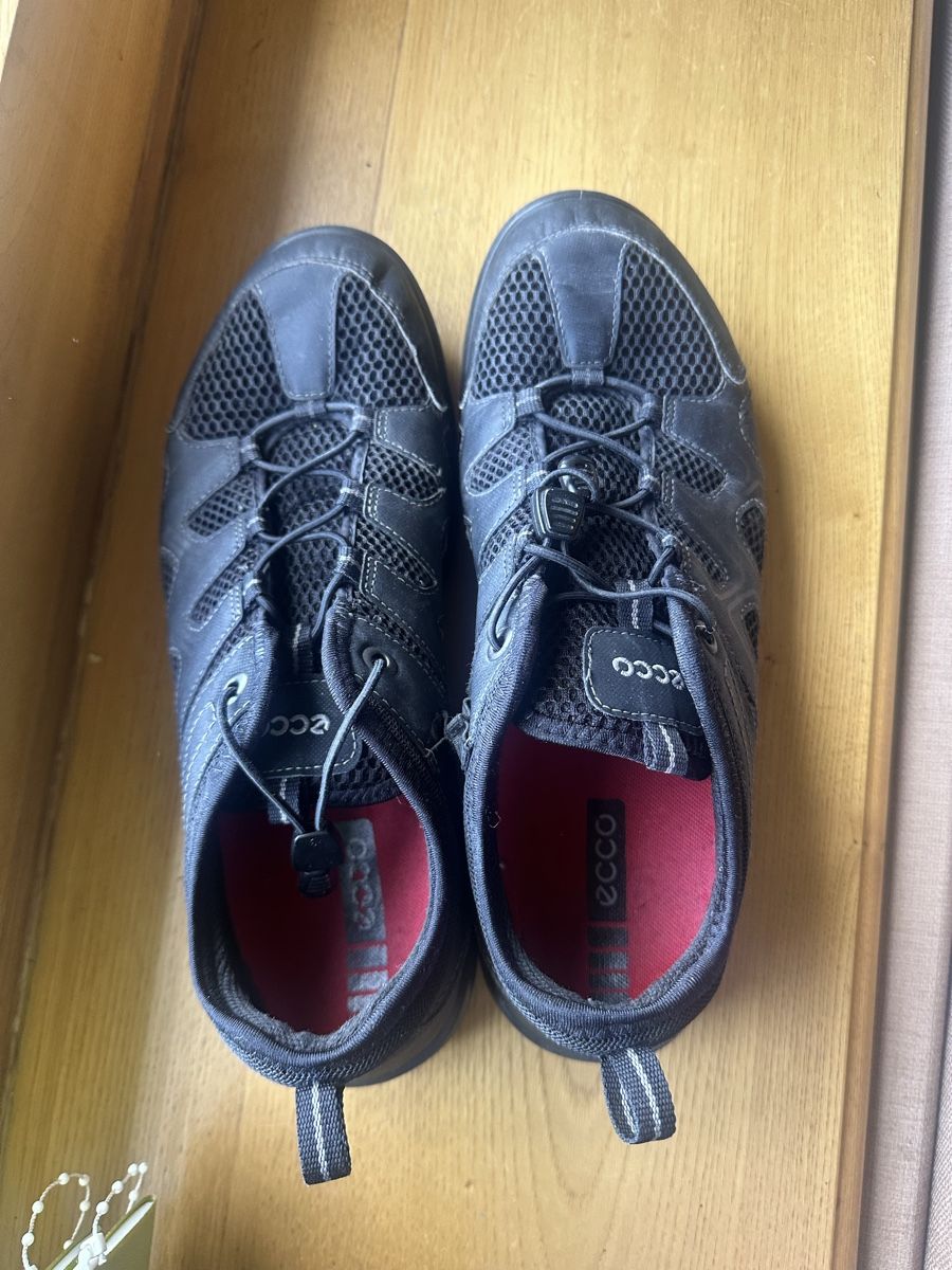 Ecco Scarpe da uomo: Ecco Wanderschuhe Unisex Gr.42 – Usato da Zürich venduto da mbu_5f9r