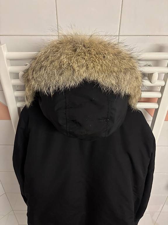 Woolrich Giacche: Woolrich Daunenjacke mit Echtpelz - Thinsulate Futter – Usato da Walchwil venduto da AlonsoXXX 1