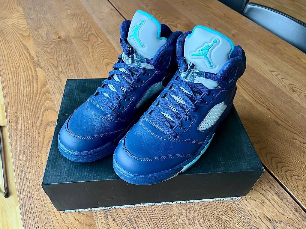Jordan Scarpe da uomo: Air Jordan 5 Retro Size US 10 – Nuovo (secondo la descrizione) da Basel venduto da lucky666