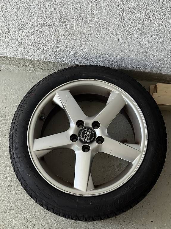 Volvo Pneumatici & Ruote complete: Volvo Comet 17 Zoll Räder – Usato da Tuttwil venduto da volfab 3