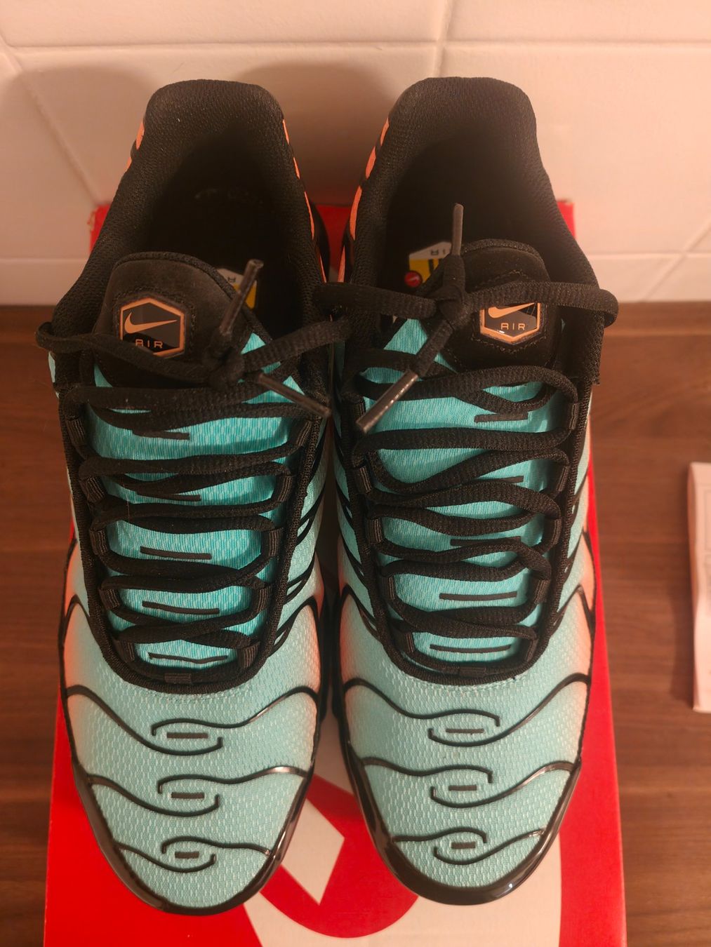 Nike Scarpe da uomo: Nike Air Max Plus Tn – Nuovo e nell'imballaggio originale da Fleurier venduto da dav_xx8y 2