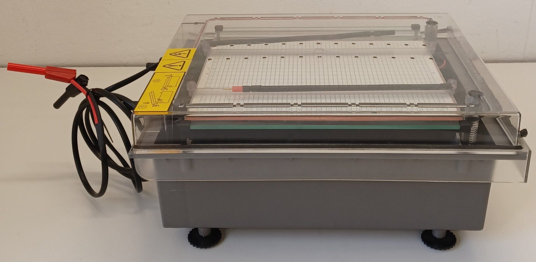 Accessori da laboratorio: Amersham Biosciences Multiphor II Electrophoreses Chamber – Usato da Niederdorf venduto da LeptonAG_Labor 3