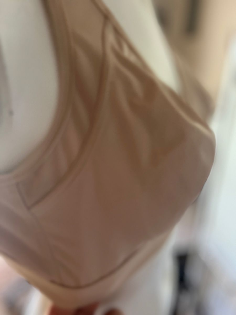 Altra biancheria intima: BH nach OP, super soft neuwertig 90B – Usato da Bonaduz venduto da Malves10 1