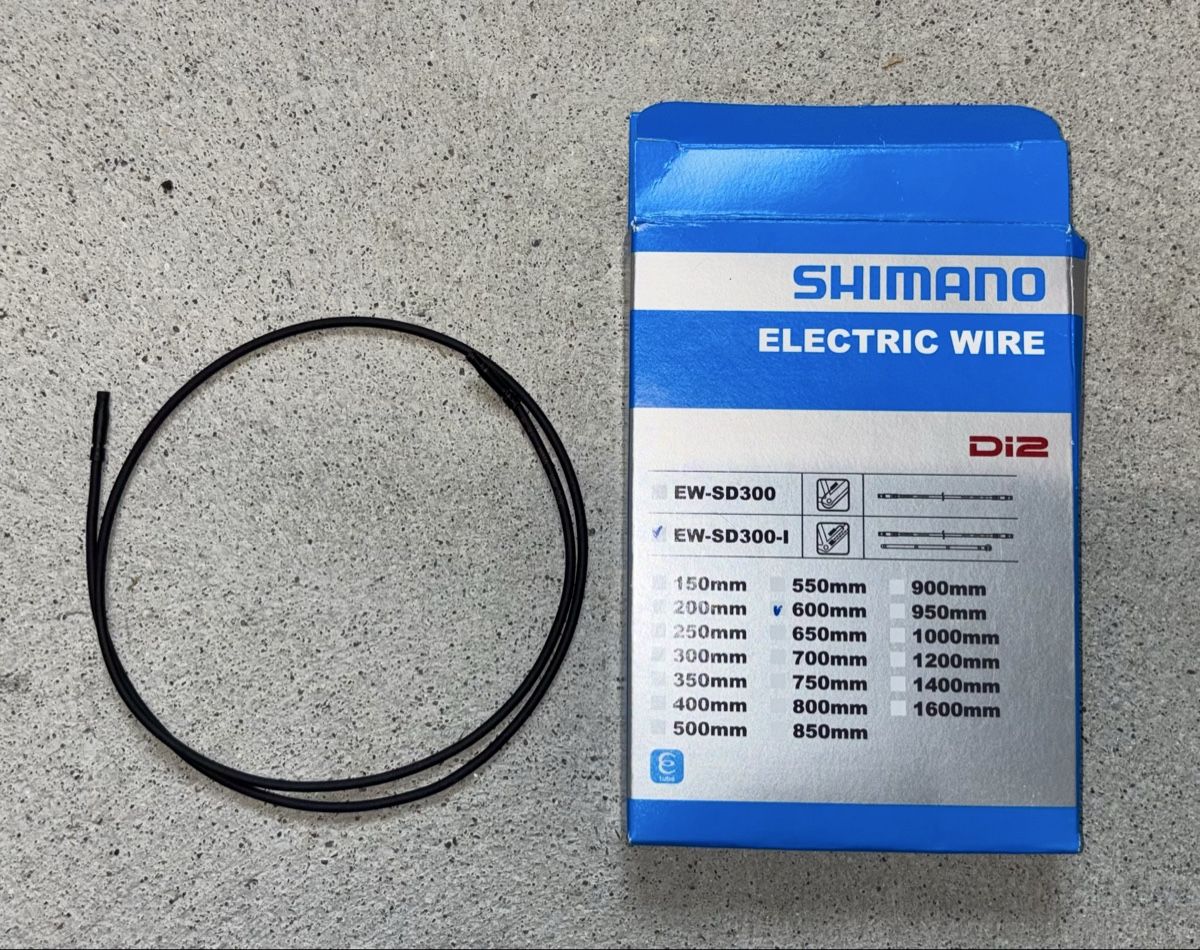 Shimano Pezzi di ricambio: Di2 Kabel EW-SD300 I, 600 mm – Nuovo e nell'imballaggio originale da Geuensee venduto da casati01