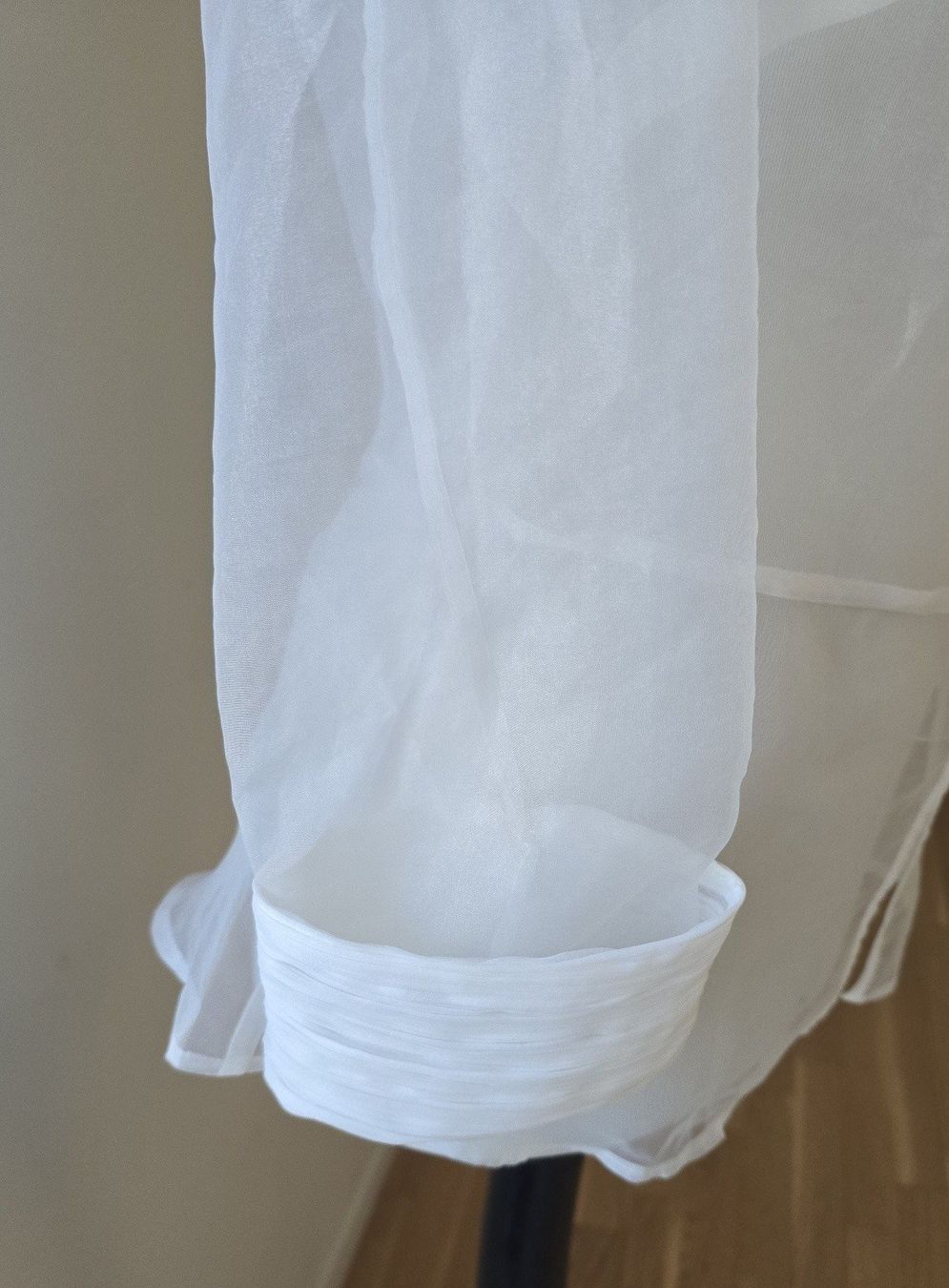 Camicette: Designerbluse weiss durchsichtig – Usato da Bergdietikon venduto da ewa1005 1
