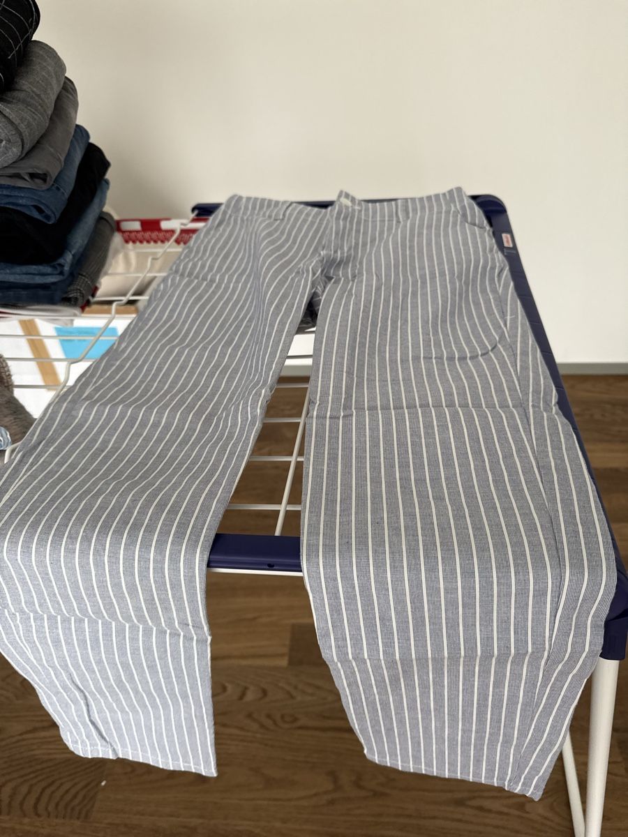 Hosen: Gestreifte Hosen Grösse 36 – Gebraucht aus Zürich von bia_6kmj 1