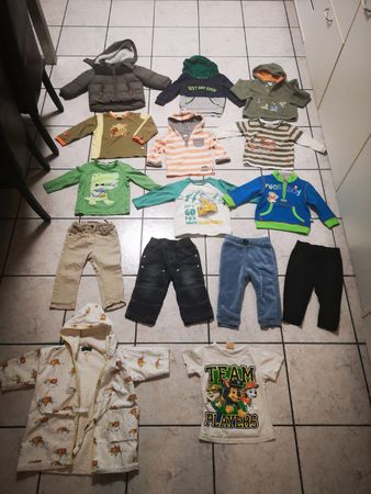 (A8) 15 x Baby Kleiderpaket gr. 80 top Zustand