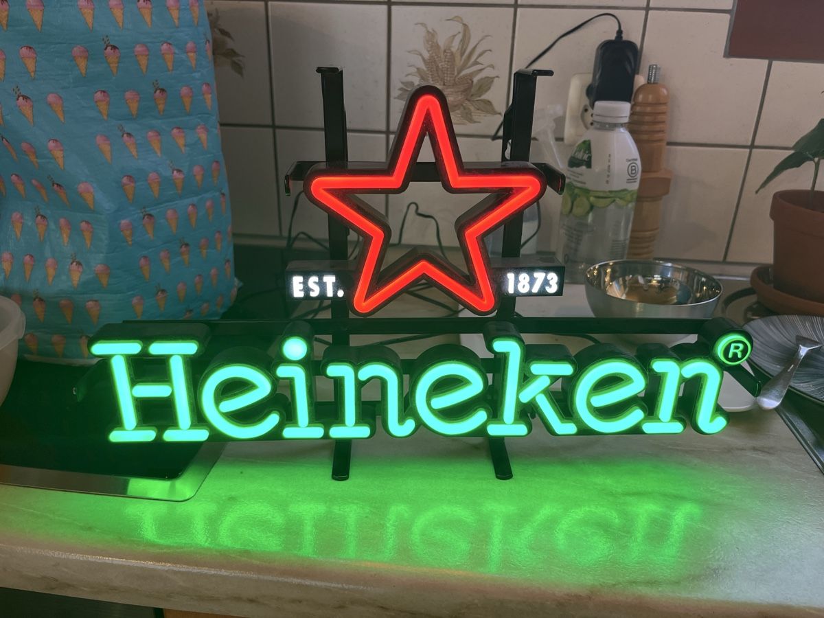 Alle Dekorationen: Heineken Bar Licht – Gebraucht aus Einsiedeln von sandramon