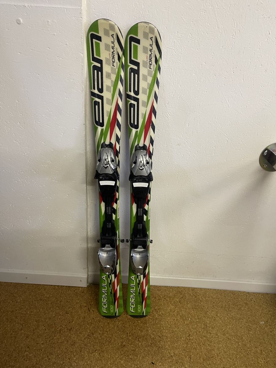 Elan Skis: Elan Formula 100cm – Gebraucht aus Murten von Ski-Outlet