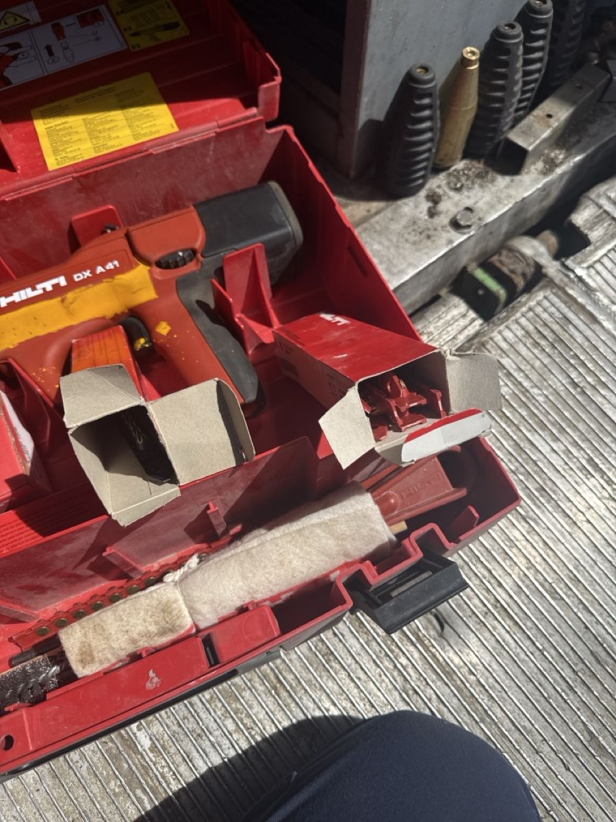 Hilti Tutti gli attrezzi: Hilti DX A 41 – Usato da Zofingen venduto da merc212 3