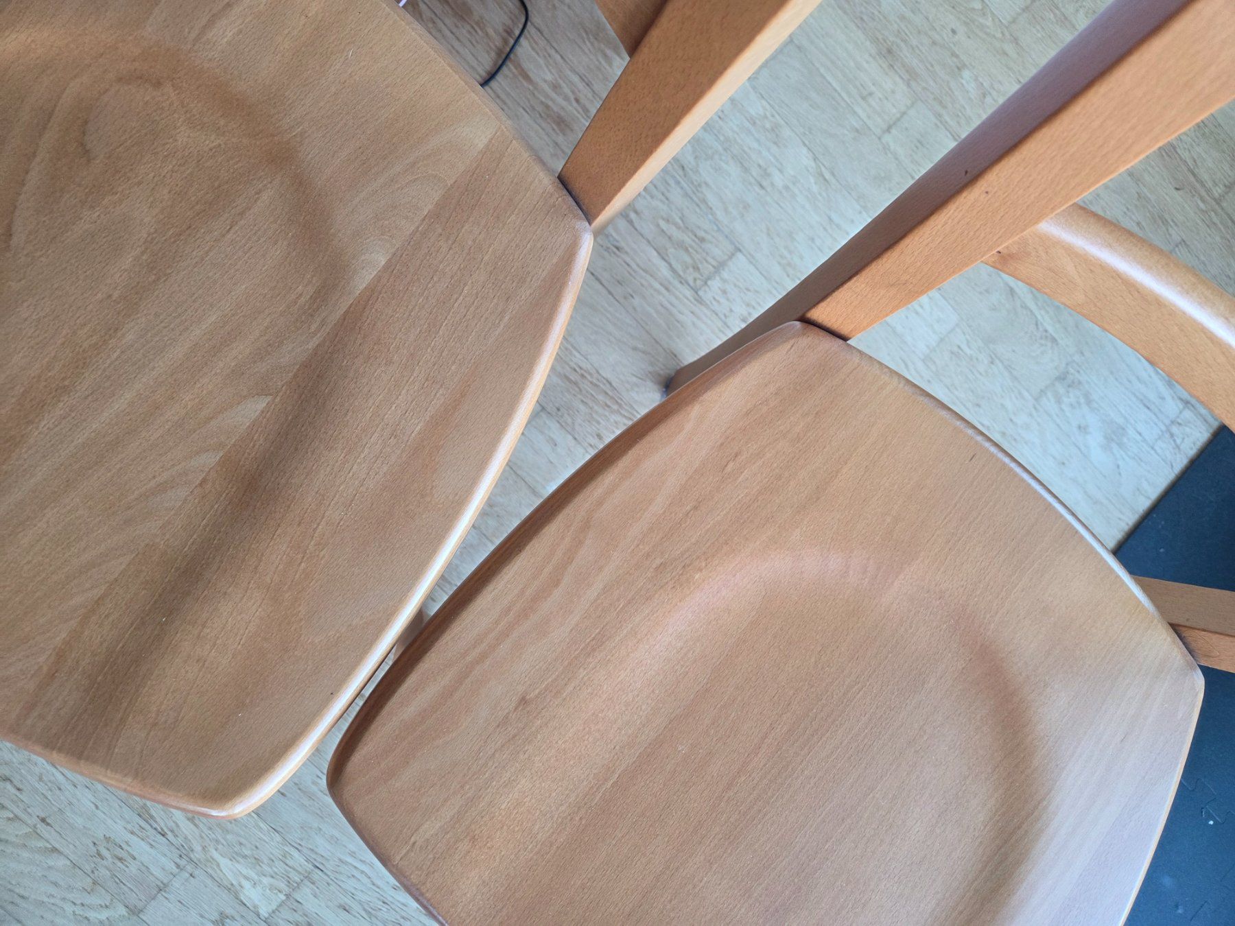 Stühle: 4 chaises en bois – Gebraucht aus Neuchâtel von cha_q8vg 2