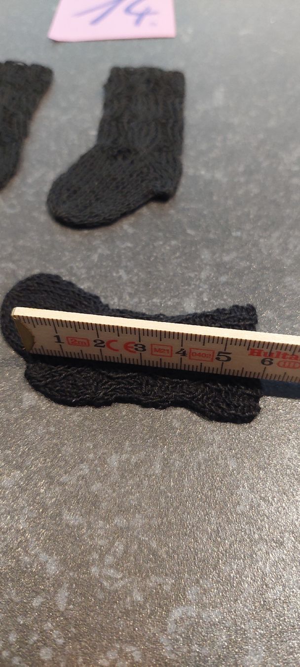 Puppen: 2Paar schwarze neue Puppensocken  – Neu (gemäss Beschreibung) aus Muri AG von nindo1 4