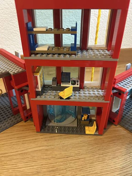 Giocattoli: Lego Feuerwehrstation, mit Bedienungsanleitung – Usato da Bäriswil BE venduto da Eddy77 4
