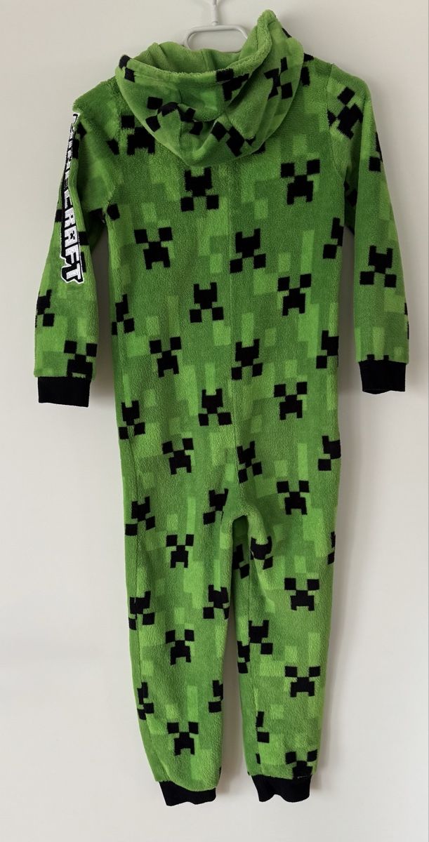Pigiama & Simili: Minecraft Bodysuit , Grösse 134 – Usato da Flumenthal venduto da Krajan 1