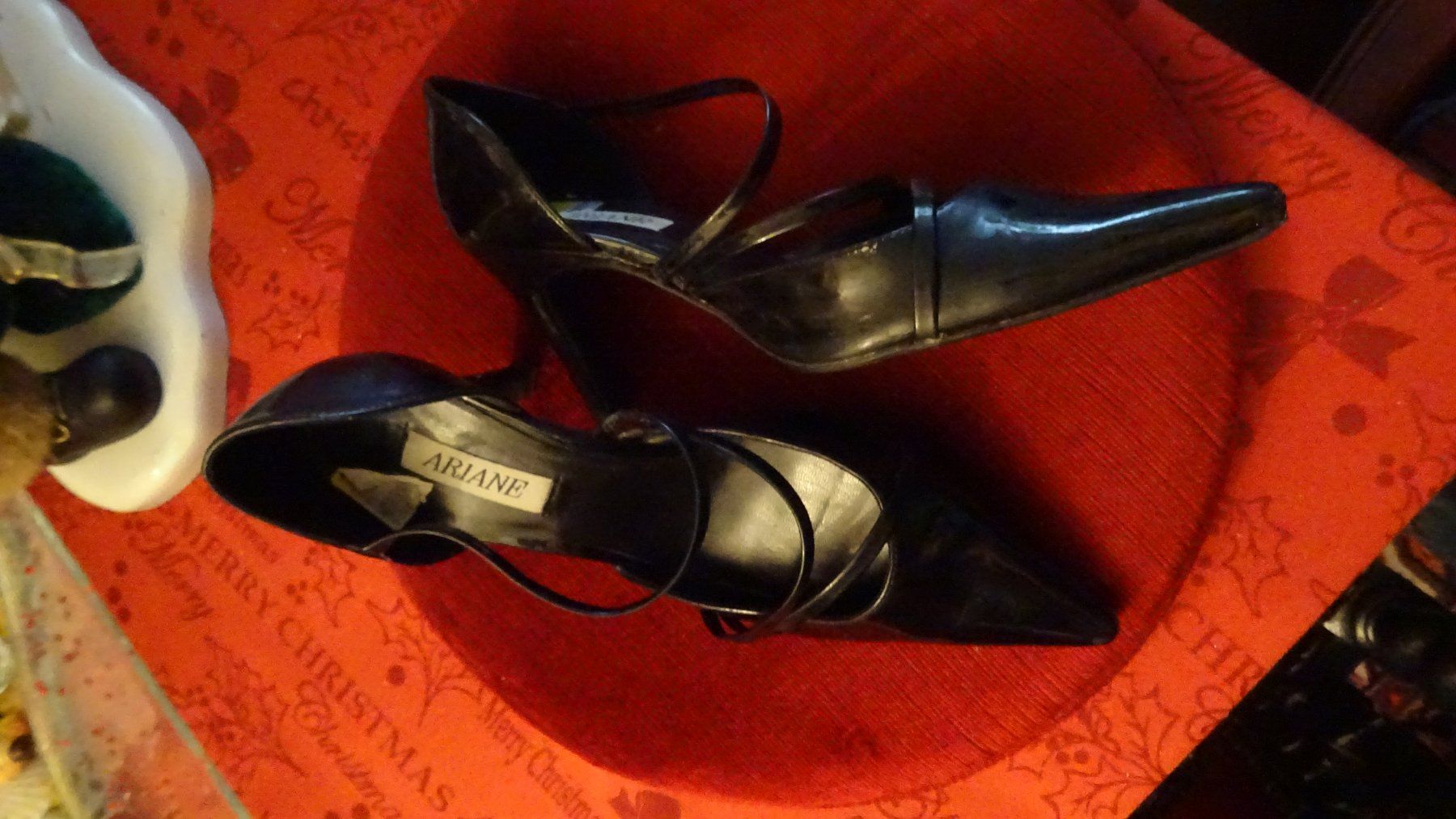 Scarpe da donna: PUMPS GROSSE 40-. Letzte verkaufe – Usato da Burgdorf venduto da may52 1