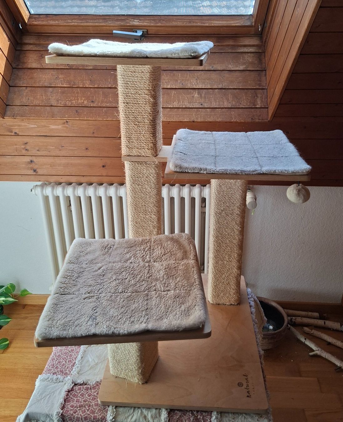 Katzenbaum - Kratzbaum: Kleiner Katzenbaum – Gebraucht aus Bad Zurzach von kay_58q6 3