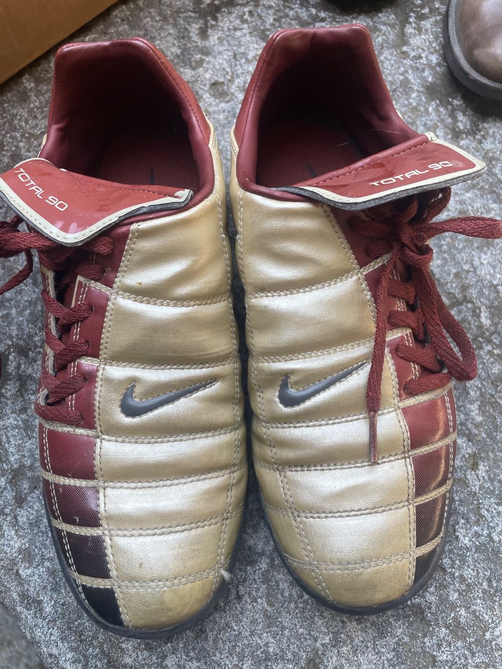 Nike Scarpe da uomo: Nike Total 90 - 2003 – Usato da Minusio venduto da Pink222 2