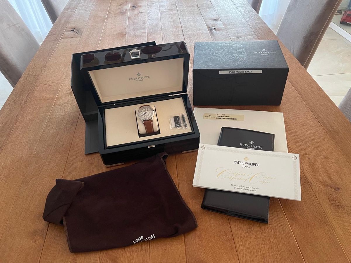 Patek Philippe Orologi: Patek Philippe Calatrava 5212A NEW – Nuovo e nell'imballaggio originale da Gossau SG venduto da DeRiE 4