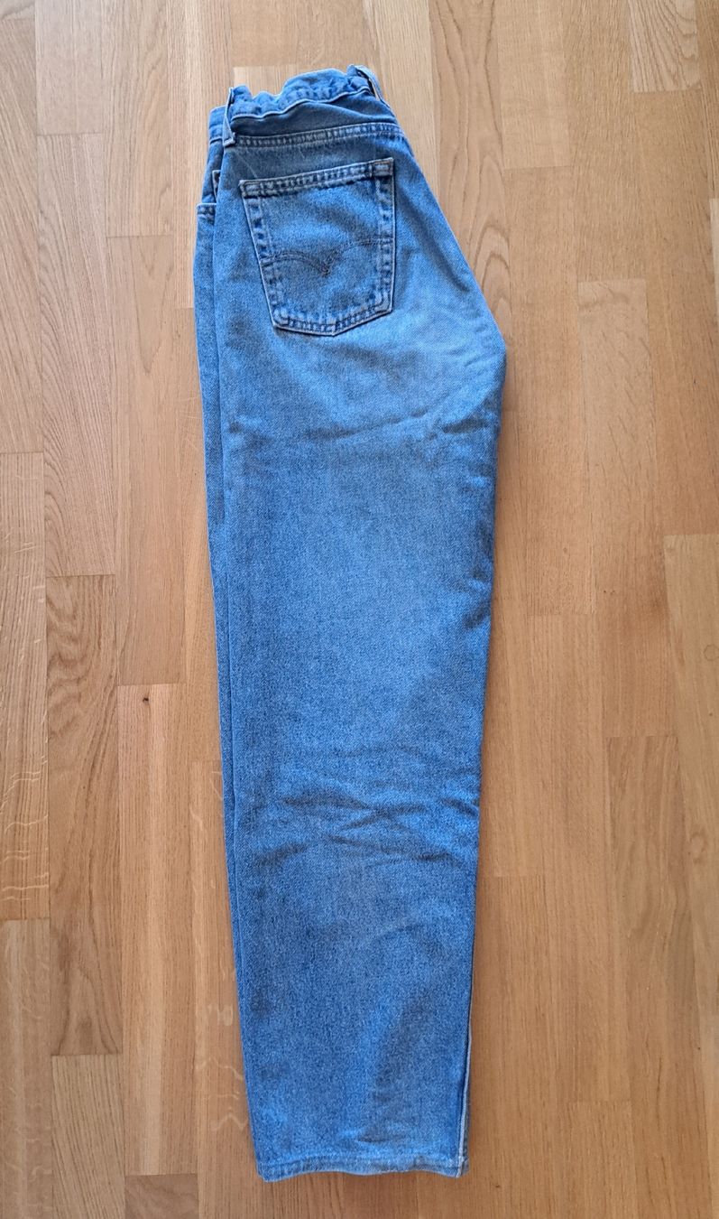 Levi's Jeans: Levis Jeans W30 L34 Loosefit – Usato da Zürich venduto da mar.kr 2